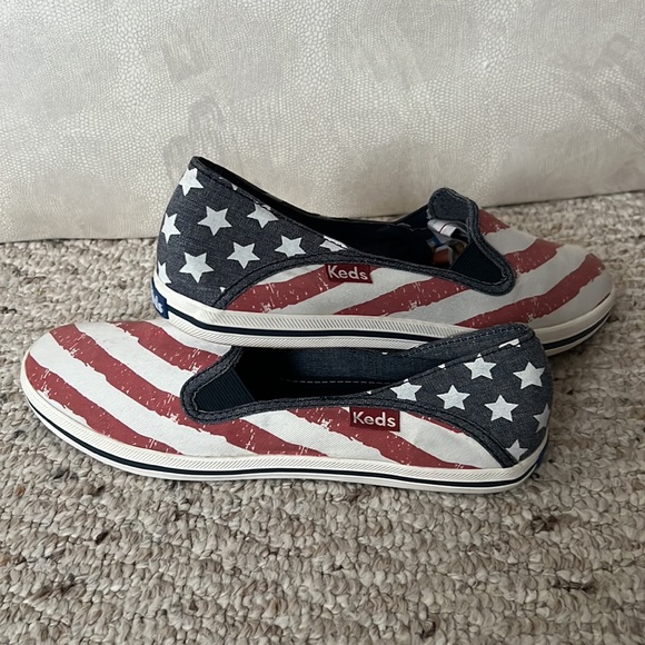 KEDS Stars and Stripes USA Flag slip on - Picture 2 of 5